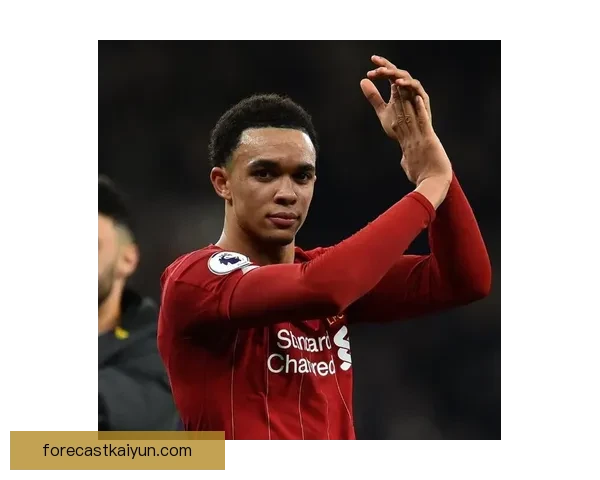 阿什拉夫本赛季表现稳健，持续领跑世界最佳右后卫讨论